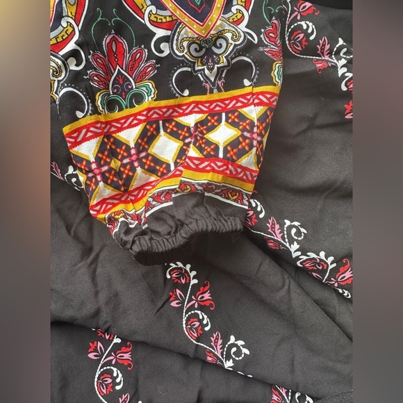 NWT Bloomchic Black Paisley Floral Long Sleeve Lightweight Flowy Maxi Dress 12 - Picture 8 of 11